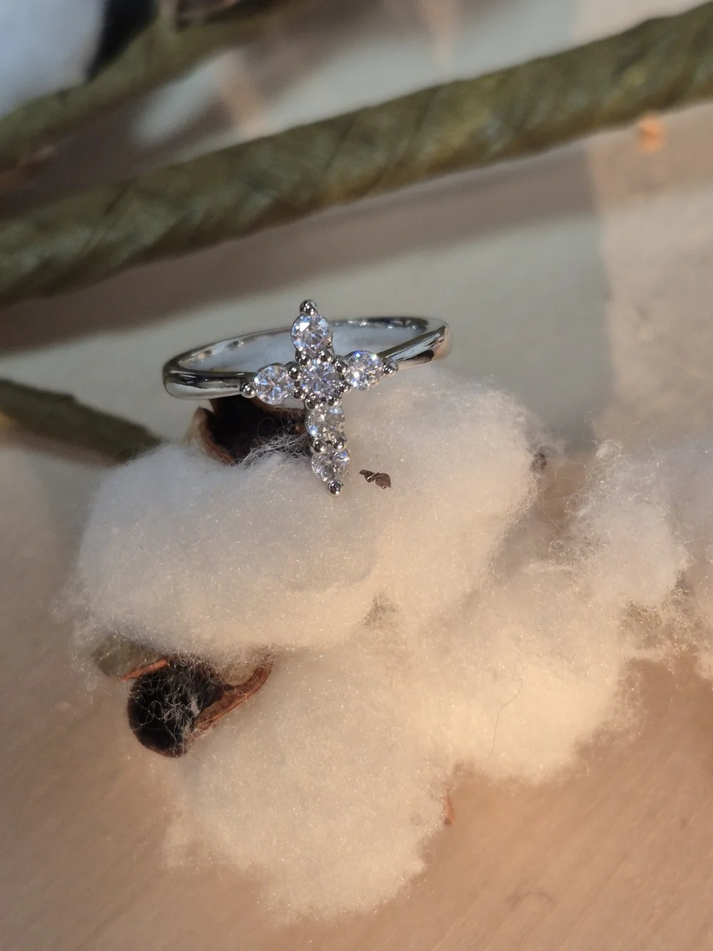 ✝️✝️NEW✝️✝️ BEAUTIFUL!! S925 Sterling Silver CZ Cross Ring
